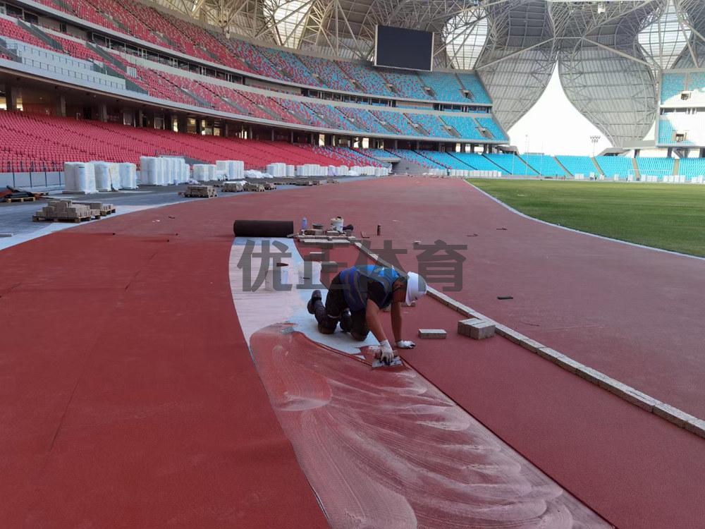 悬浮拼装地板预制型橡胶跑道每平方米的价格